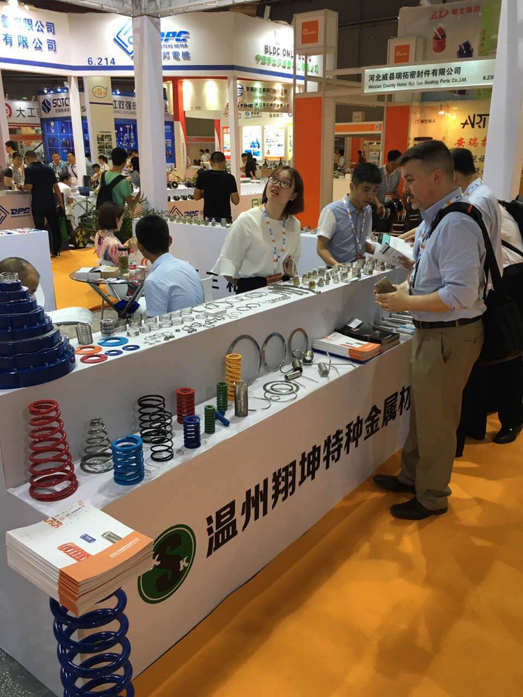 三和(he)彈簧參加(jiā)上海國際(jì)泵管閥展(zhǎn)