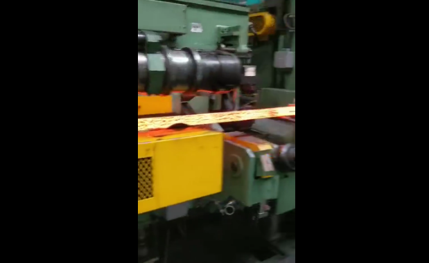 大型工業彈(dan)簧制造流程