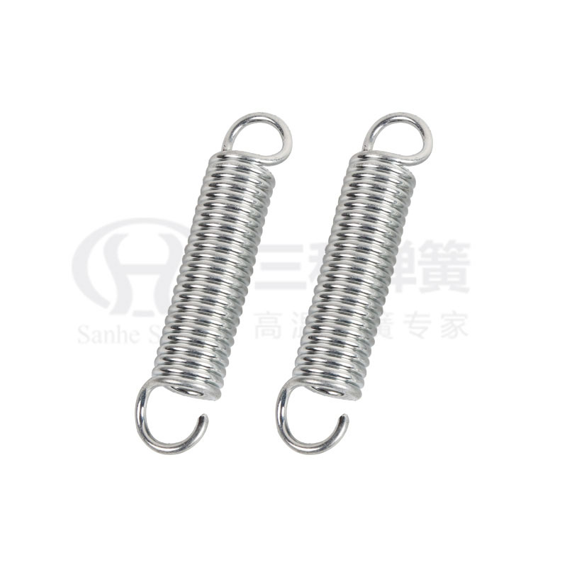 半(ban)圓鈎環拉伸彈(dàn)簧--彈簧廠